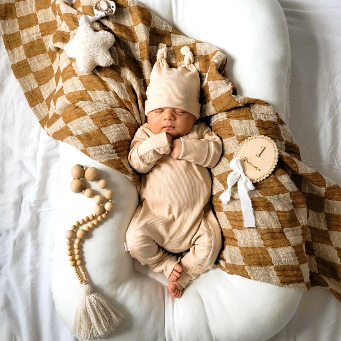 ROMPER, BEANIE & BODY SET